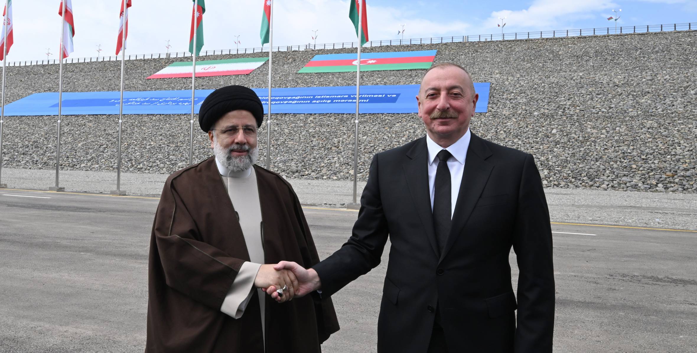 Состоялась встреча президентов Азербайджана и Ирана с участием делегаций