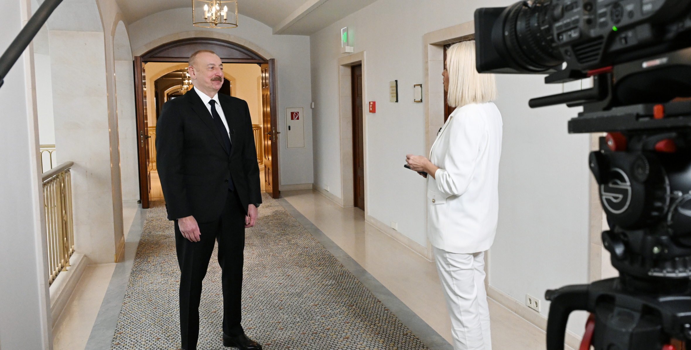 Ильхам Алиев дал интервью телеканалу Евроньюс