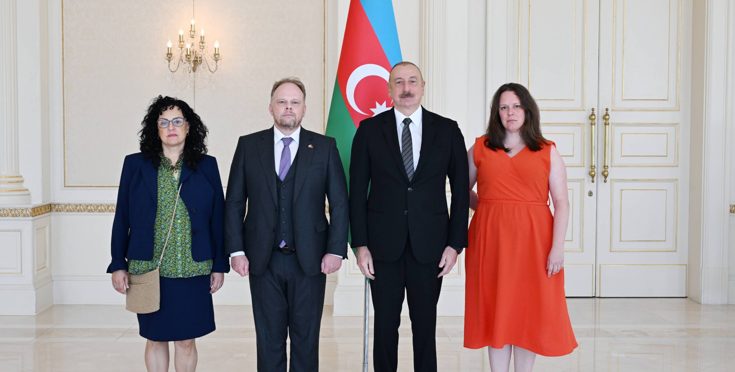 Ilham Aliyev received credentials of incoming ambassador of Canada