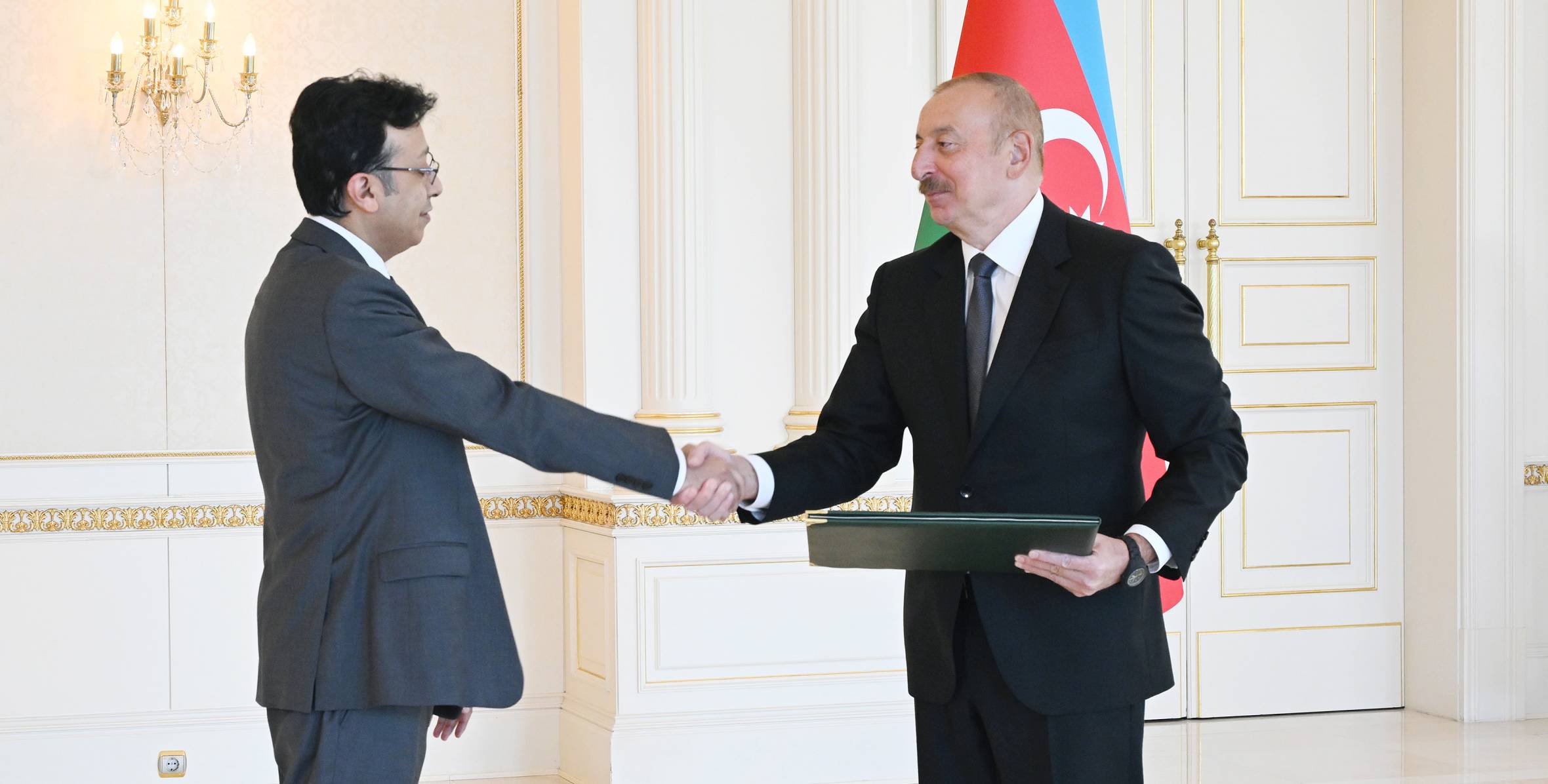 Ilham Aliyev received credentials of incoming ambassador of Pakistan to Azerbaijan