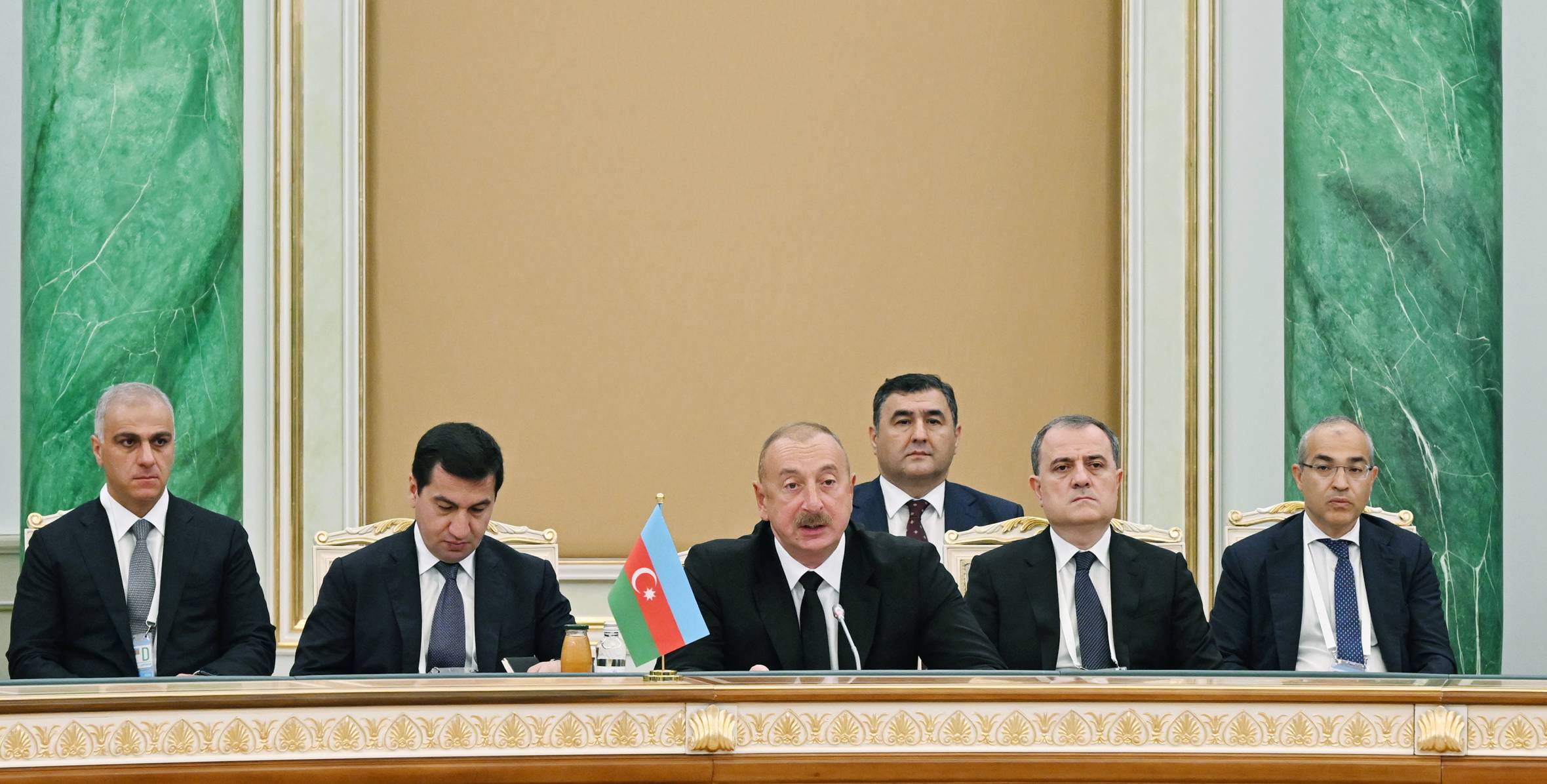 Ilham Aliyev addressed meeting of Heads of State of Central Asia and Republic of Azerbaijan in Astana