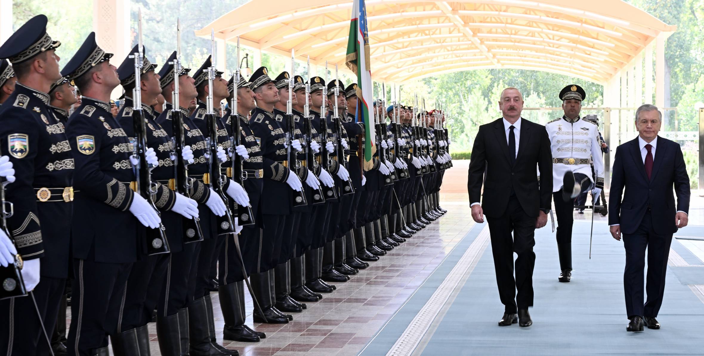 Official welcome ceremony was held for President of Azerbaijan Ilham Aliyev in Tashkent