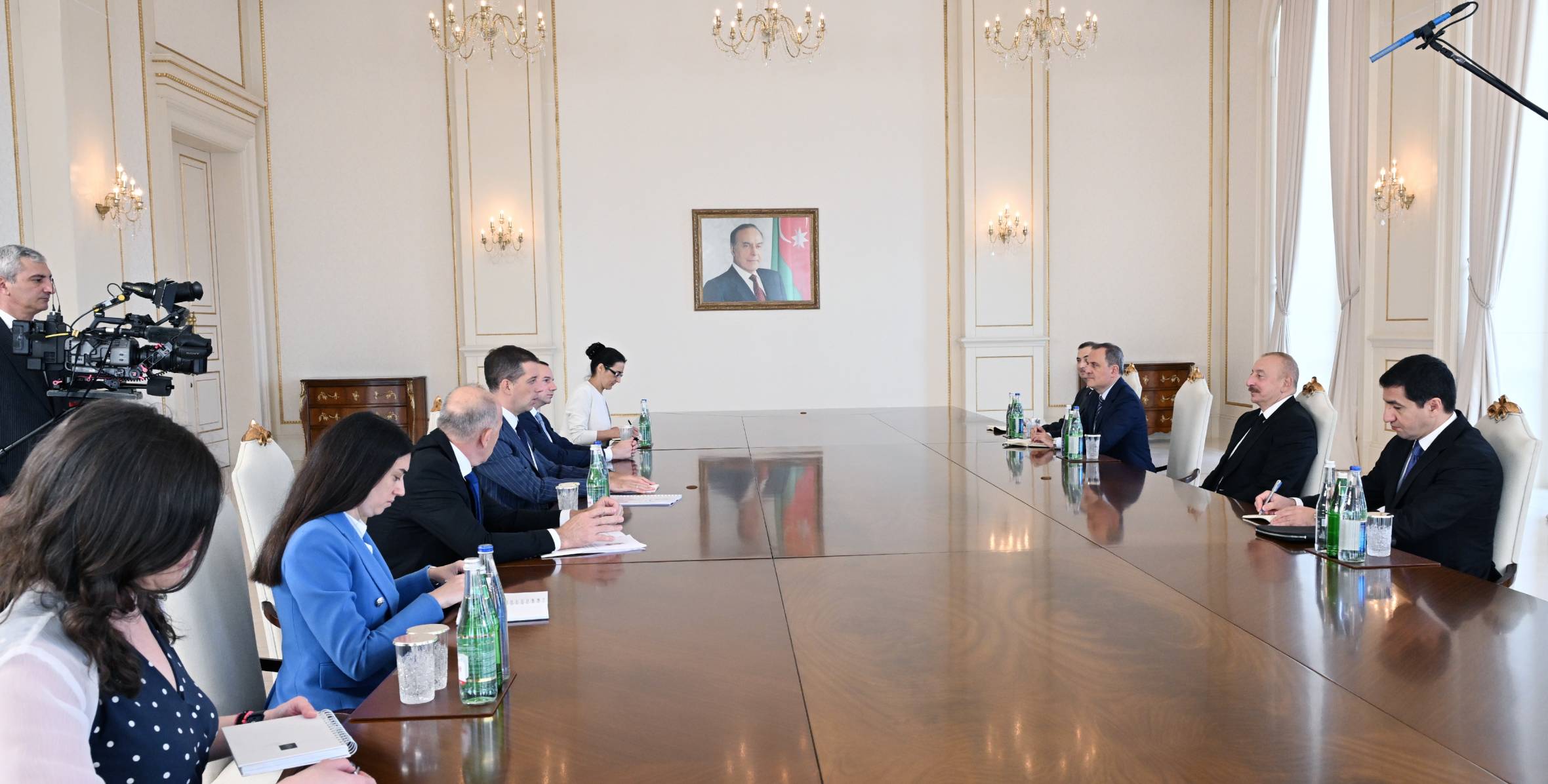 Ilham Aliyev received Foreign Minister of Serbia