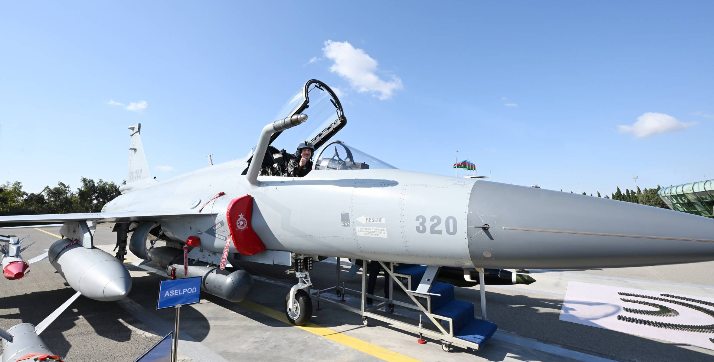 JF-17C multirole aircrafts presented to President Ilham Aliyev