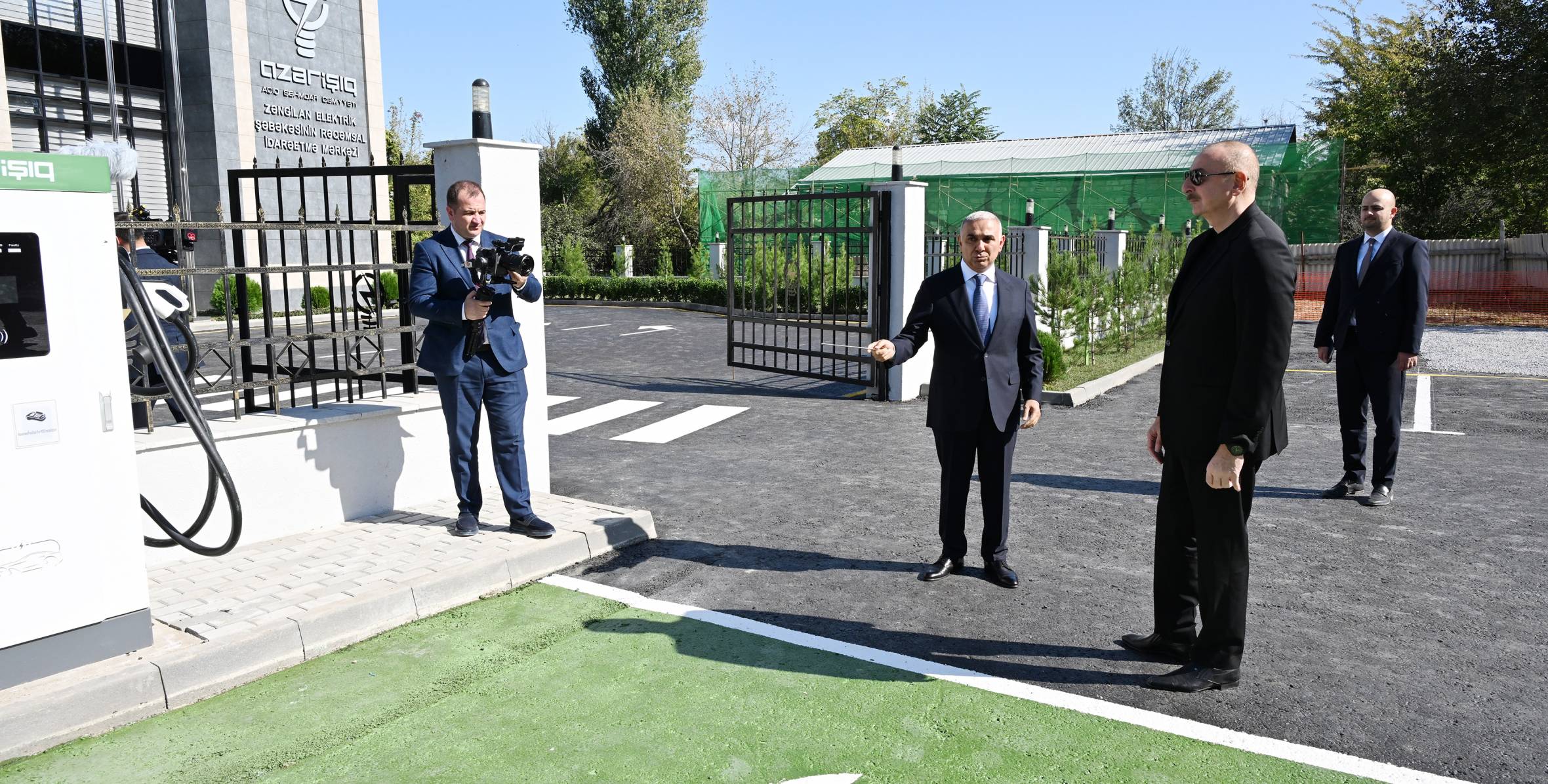 İlham Əliyev Zəngilan Elektrik Şəbəkəsinin Rəqəmsal İdarəetmə Mərkəzinin açılışında iştirak edib