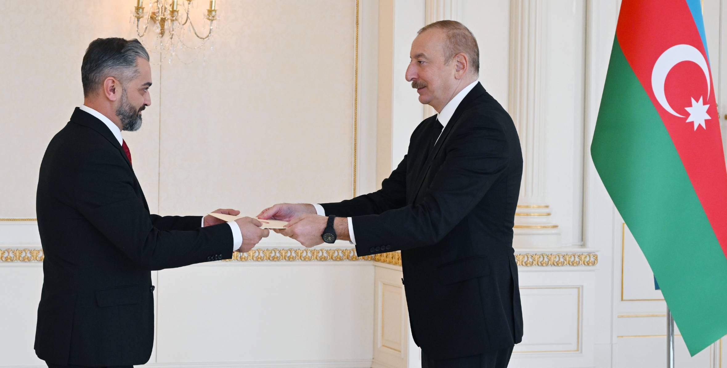 Ilham Aliyev received credentials of incoming ambassador of Albania to Azerbaijan