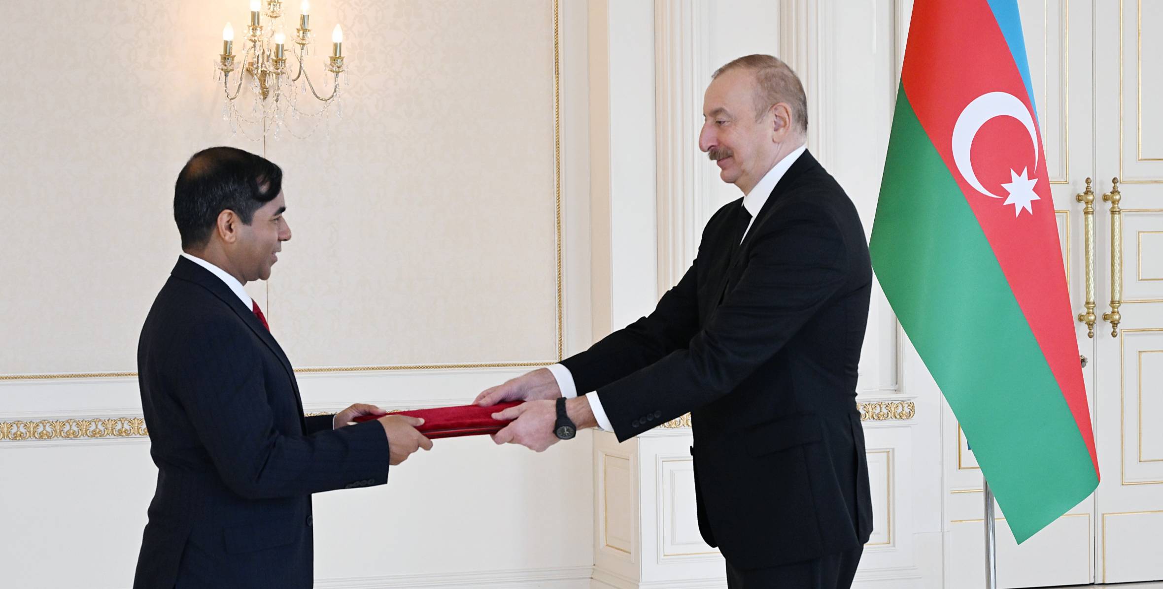 Ilham Aliyev received credentials of incoming ambassador of Bangladesh to Azerbaijan