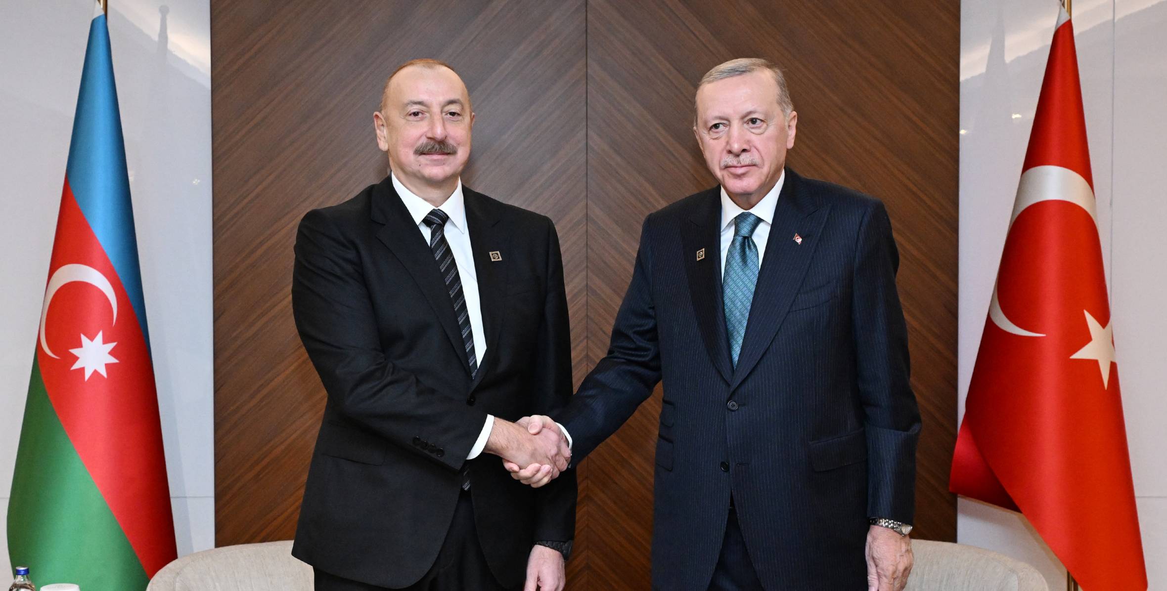 Ilham Aliyev met with Turkish President Recep Tayyip Erdogan in Bishkek