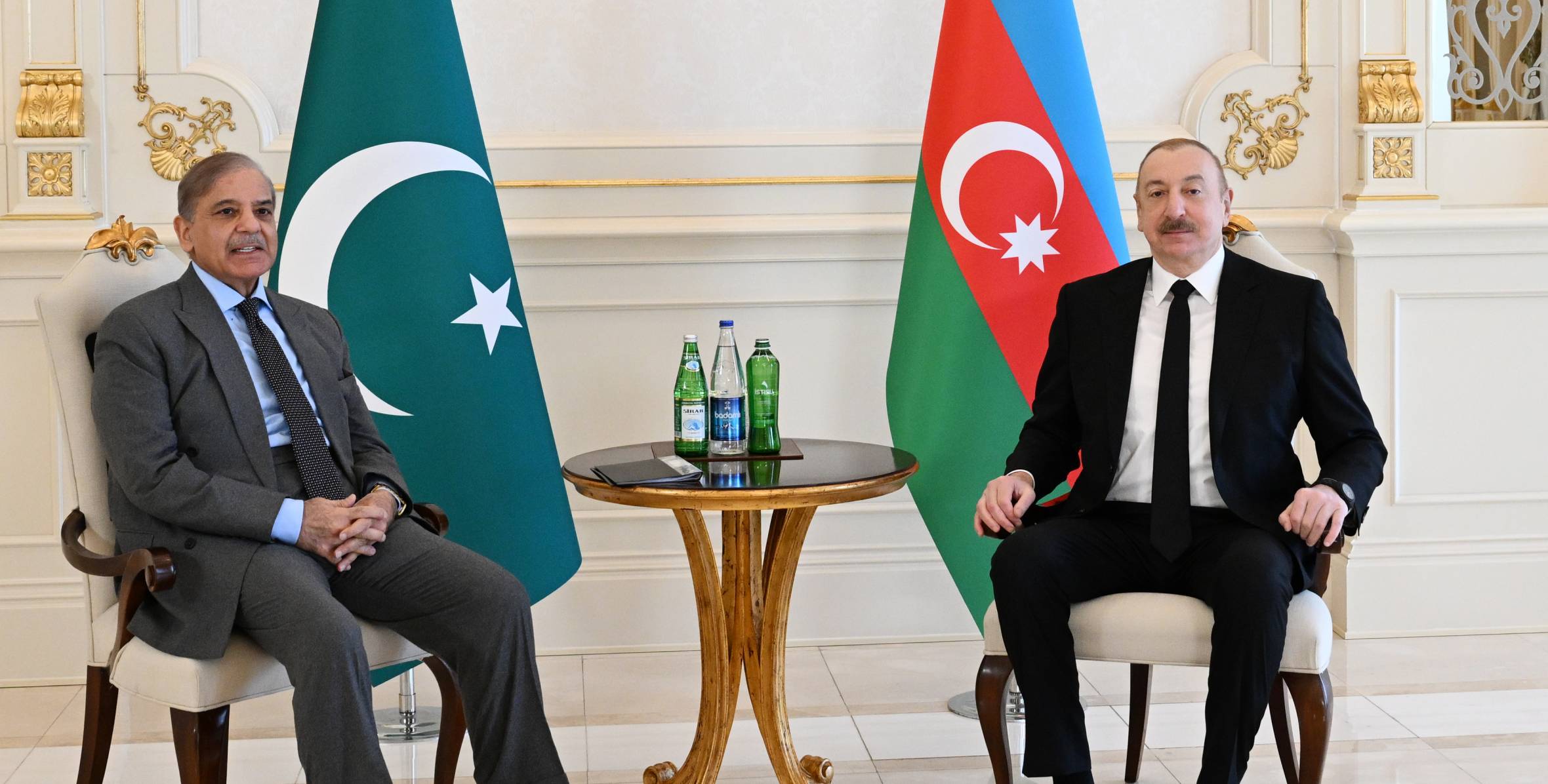 Ilham Aliyev held one-on-one meeting with Prime Minister of Pakistan