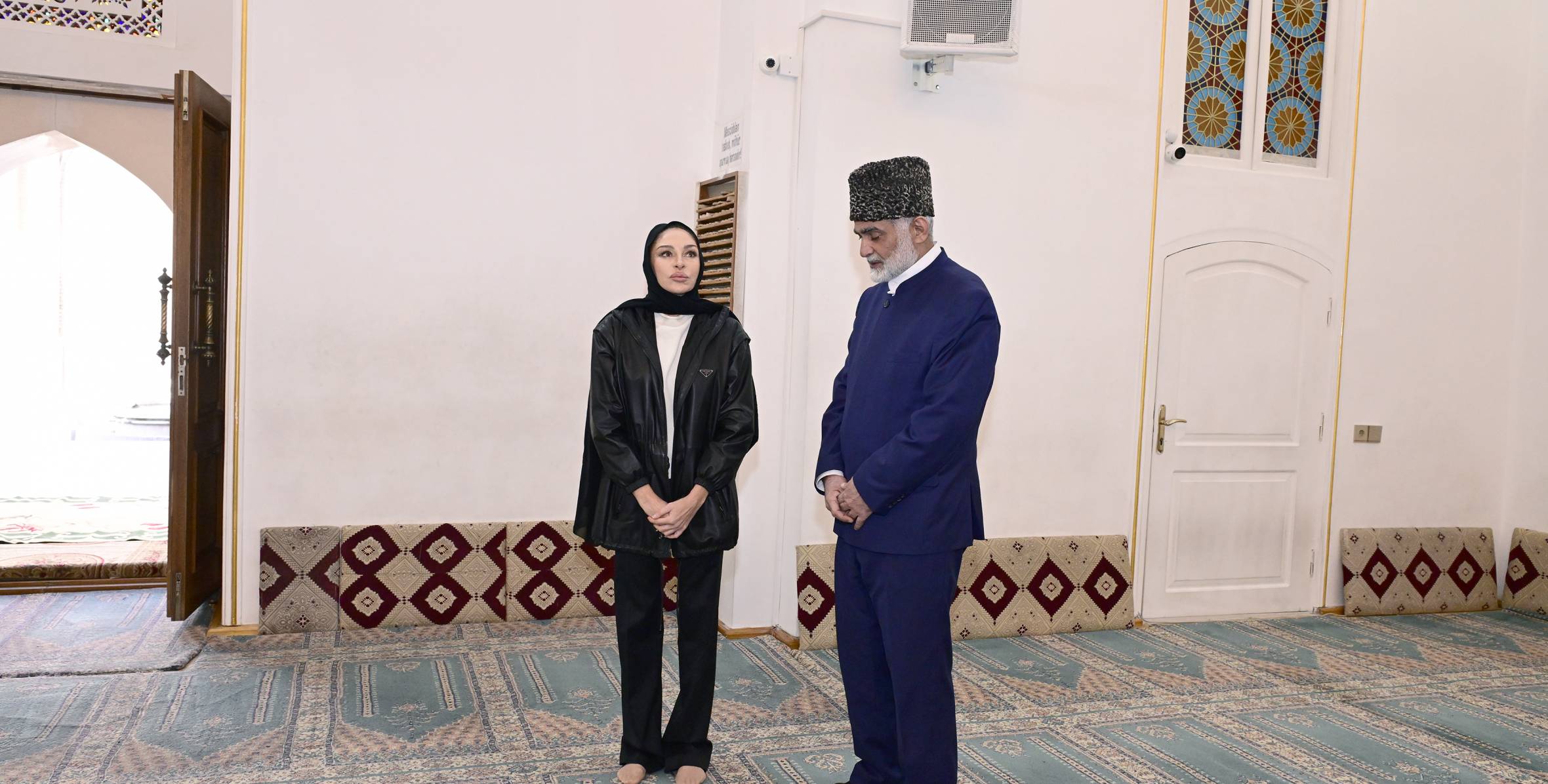 First Vice-President Mehriban Aliyeva visited Shah Abbas and Huseyniyye mosques in Ganja