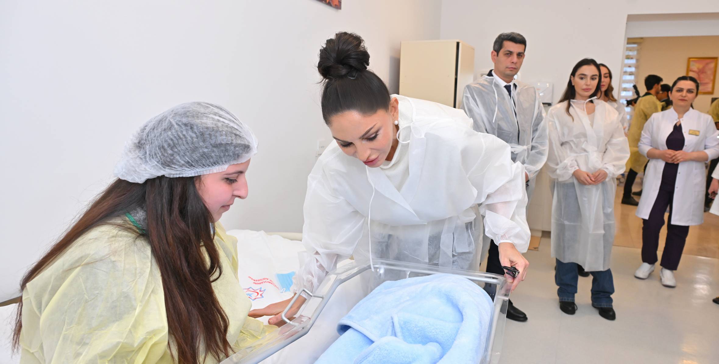 First Vice-President Mehriban Aliyeva visited Perinatal Center of Ganja City United Hospital