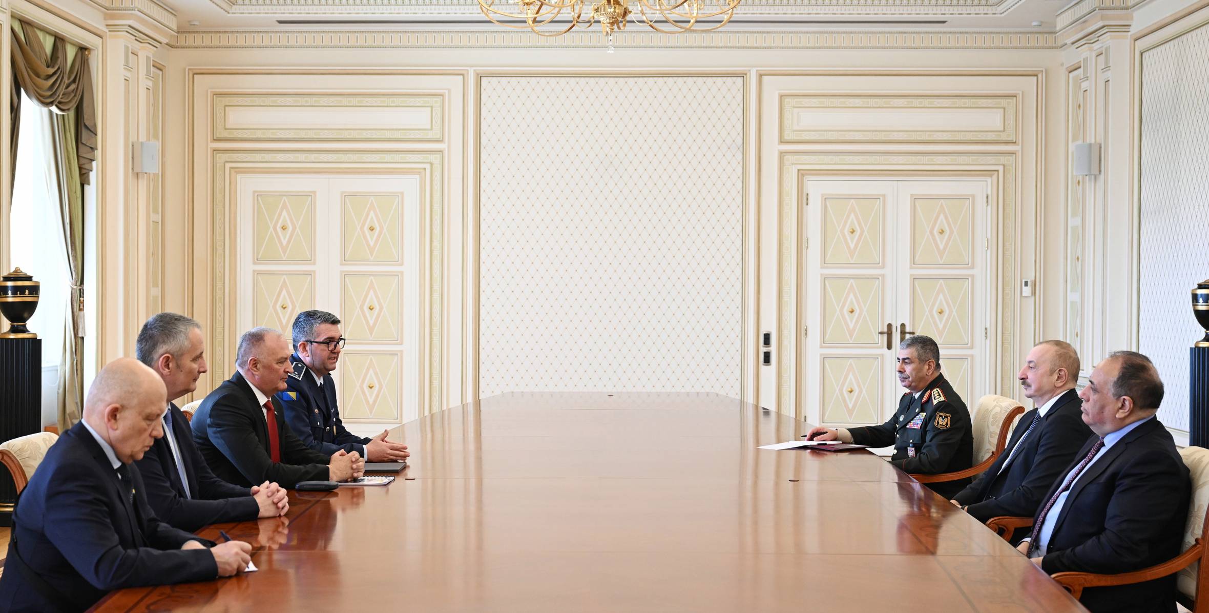 Ilham Aliyev received Deputy Chairman of Council of Ministers of Bosnia and Herzegovina