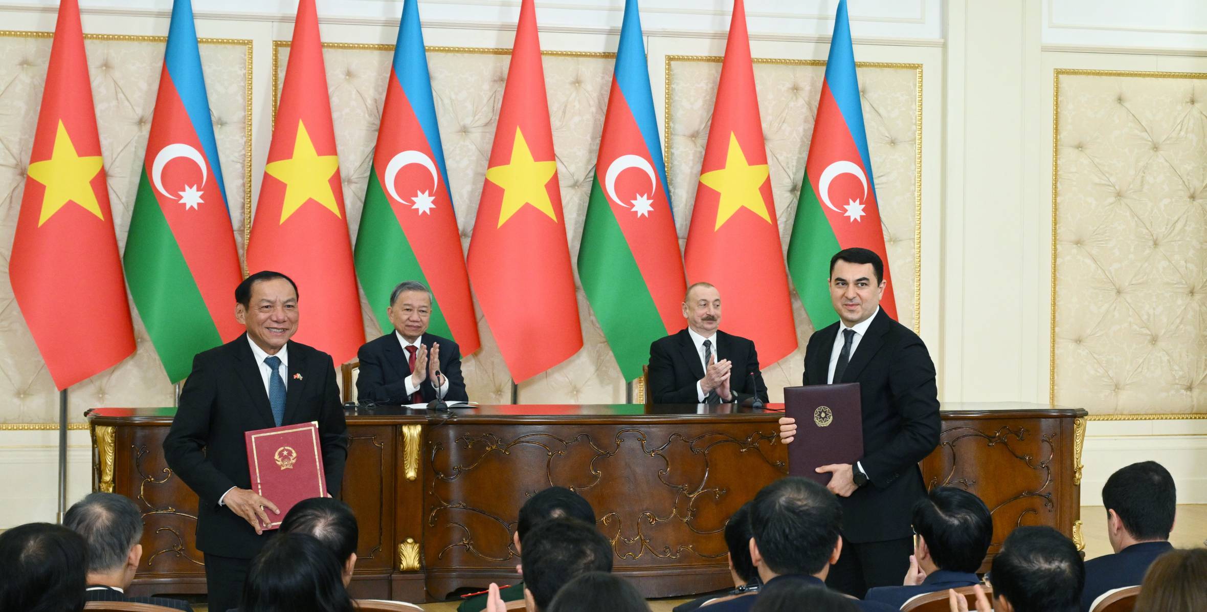 Azerbaijan, Vietnam exchanged signed documents