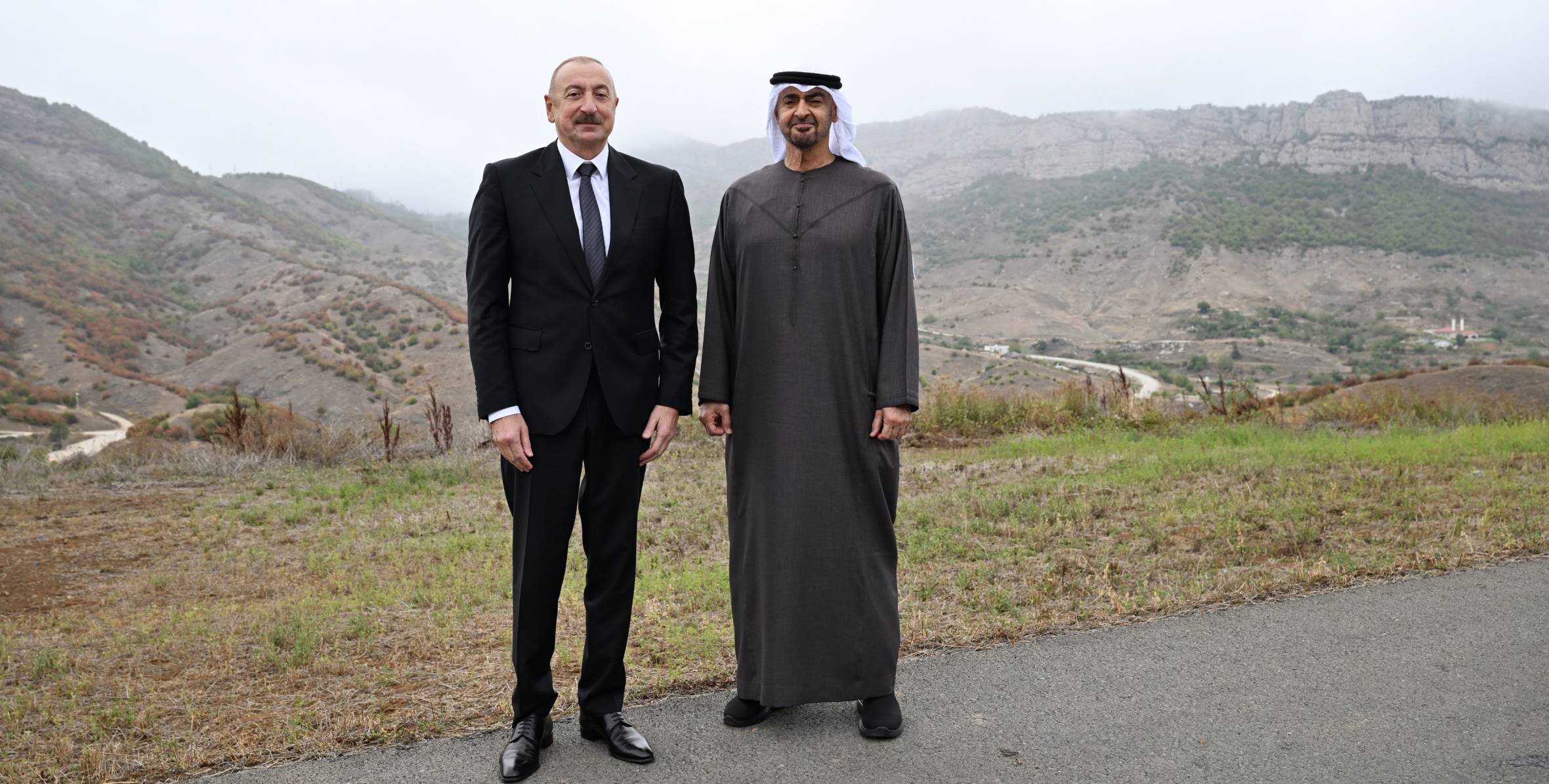 Presidents of Azerbaijan and United Arab Emirates posed for photo ...