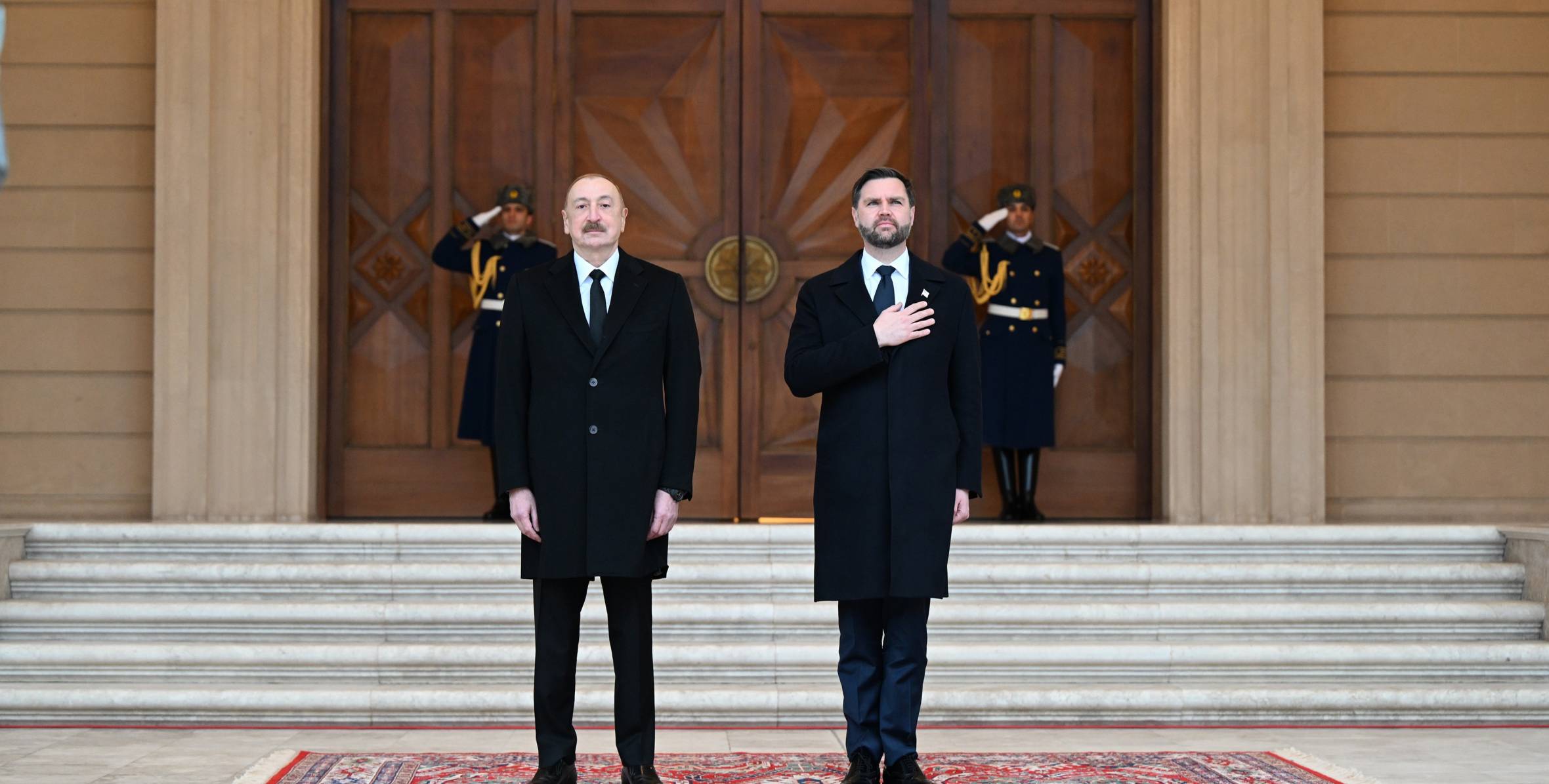 В Баку состоялась церемония официальной встречи вице-президента Соединенных Штатов Америки