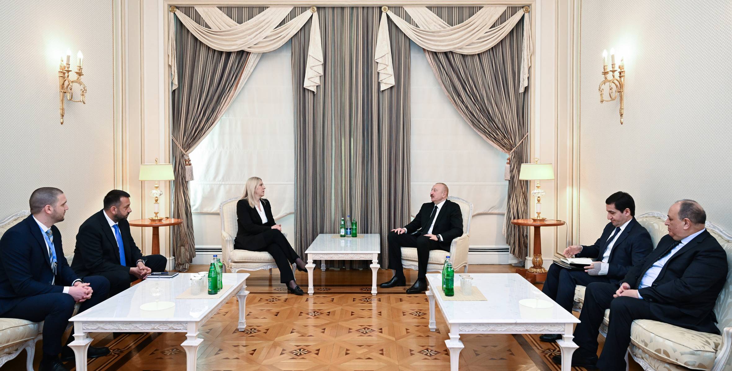 İlham Əliyev Bosniya və Herseqovina Rəyasət Heyətinin üzvü ilə görüşüb