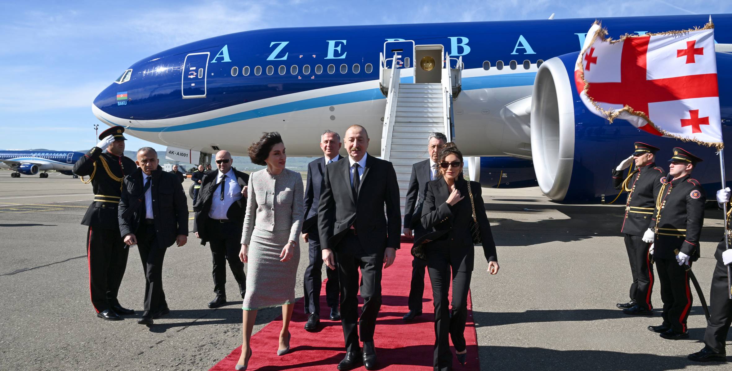 İlham Əliyev Gürcüstana dövlət səfərinə gəlib