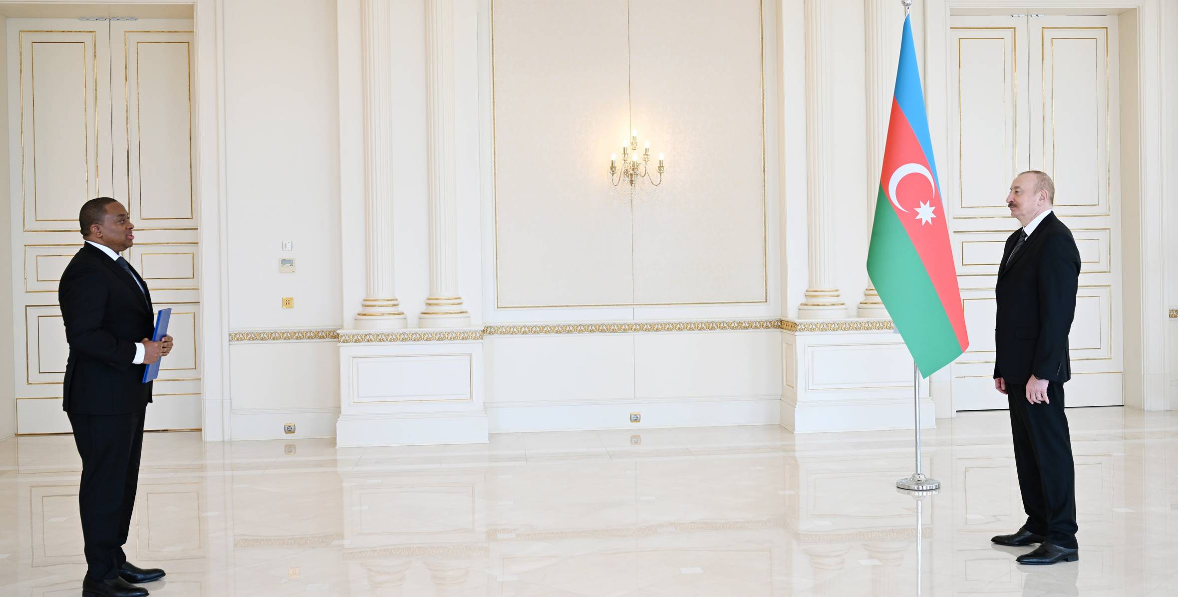 Ильхам Алиев принял новоназначенного посла Эсватини в Азербайджане