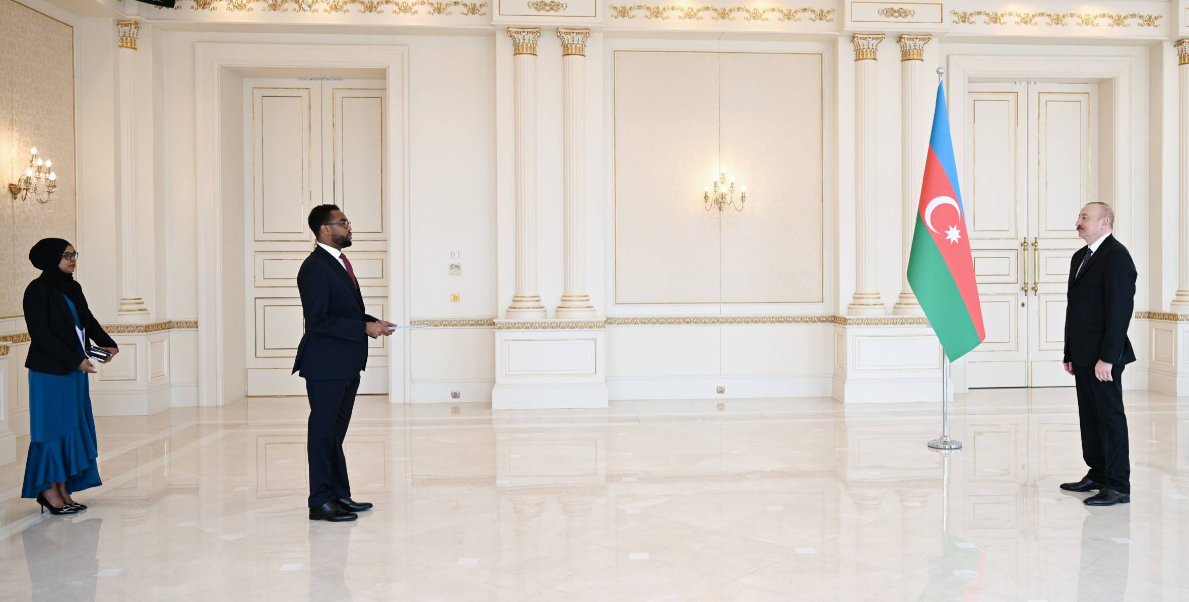 Ильхам Алиев принял новоназначенного посла Сомали в Азербайджане
