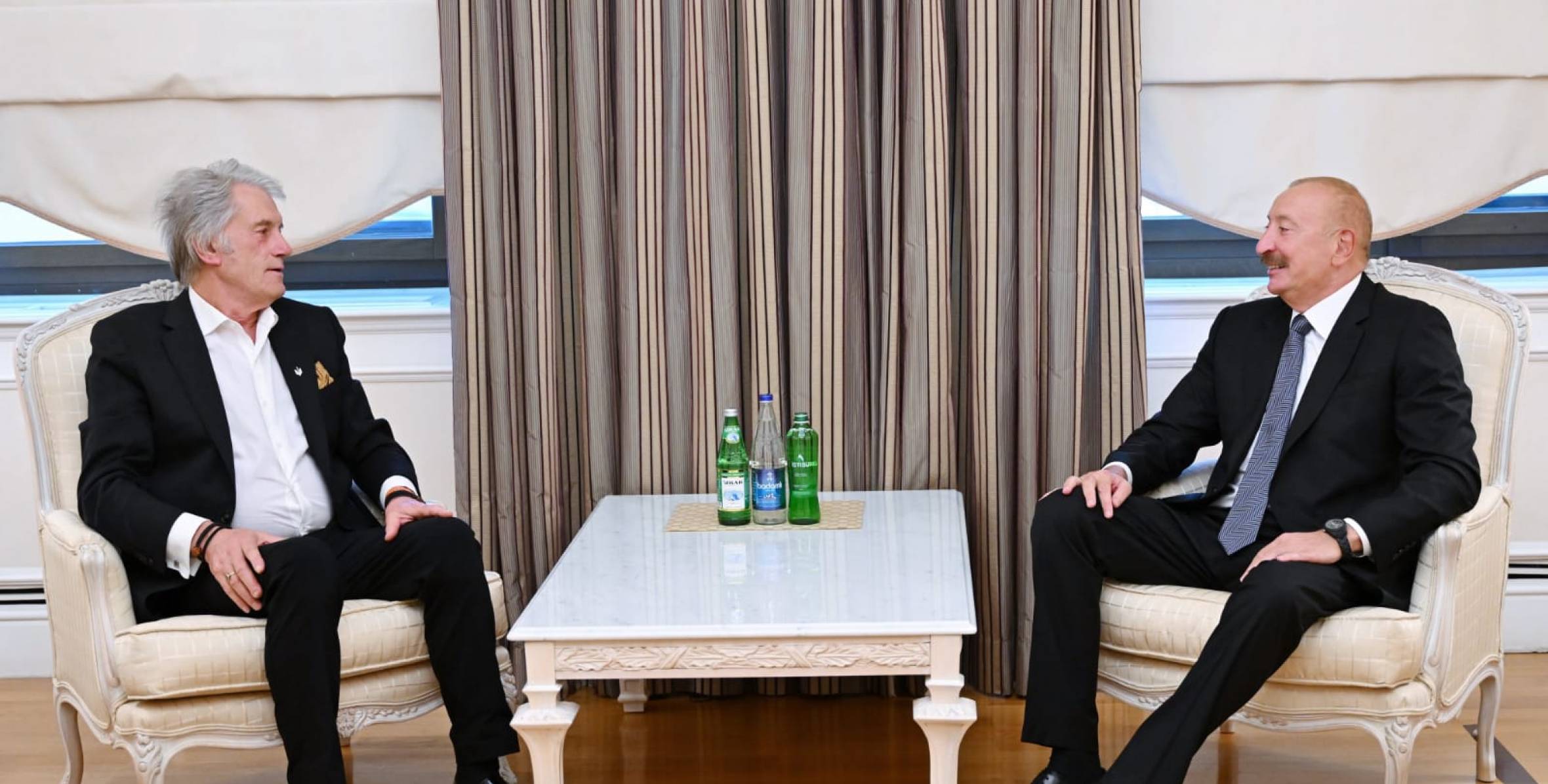 İlham Əliyev Ukraynanın sabiq Prezidenti Viktor Yuşenko ilə görüşüb