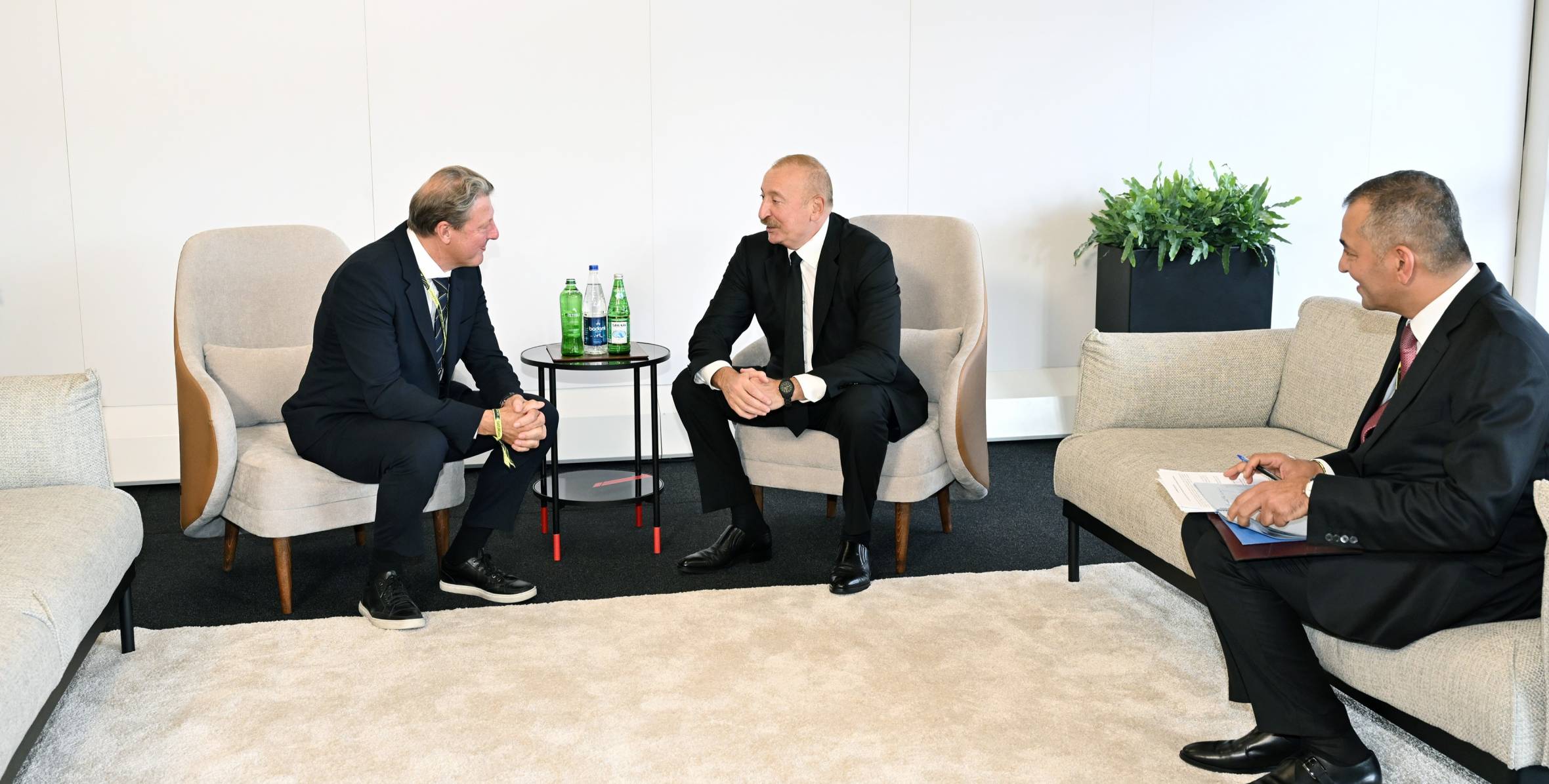 Ilham Aliyev met with President of International Ski and Snowboard Federation