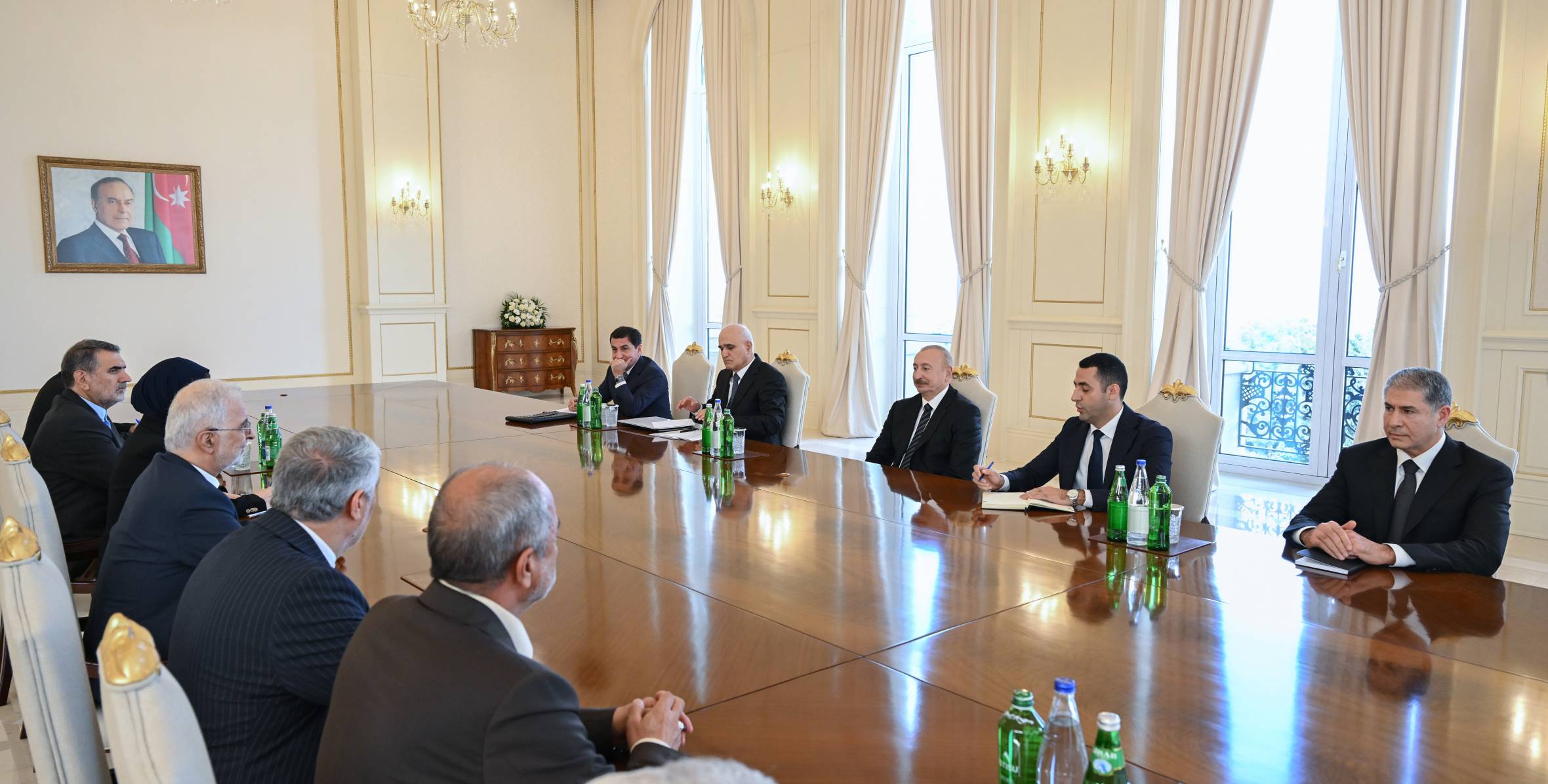 İlham Əliyev İranın daxili işlər nazirini qəbul edib