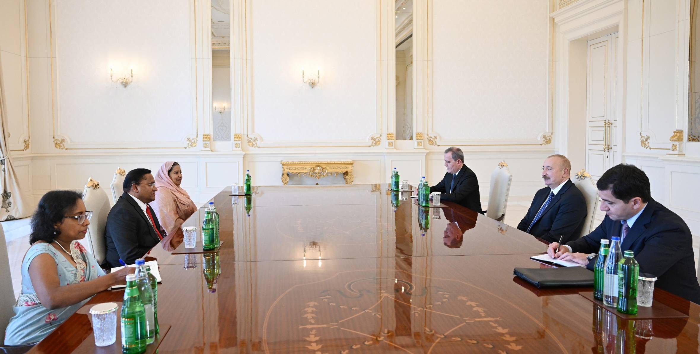 Ilham Aliyev received Sri Lankan Minister of Foreign Affairs, Foreign Employment and Tourism
