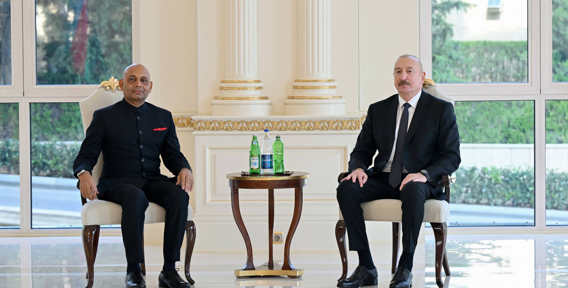 İlham Əliyev Hindistanın ölkəmizdə yeni təyin olunmuş səfirini qəbul edib