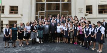 Ilham Aliyev attended the opening of school No 18 in the Yasamal district of Baku after reconstruction on “Knowledge Day”