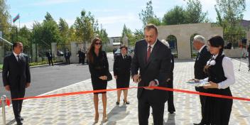 Ilham Aliyev attended the opening of a new building of school No 1 in Yevlakh