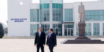 Ilham Aliyev visited the statue of nationwide leader Heydar Aliyev in Masalli