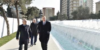 Ilham Aliyev reviewed the newly-built fountain and waterfall complex in Khatai district