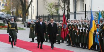 Official welcoming ceremony of Ilham Aliyev took place in Kiev