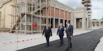 Ilham Aliyev reviewed progress of restoration and reconstruction at the Shamakhi Juma mosque