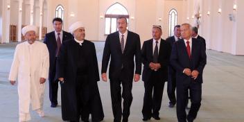 Ilham Aliyev visited the “Hazrat Imam” Mosque Complex