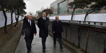 Ilham Aliyev reviewed construction progress at a fountain and waterfall complex in Khatai District