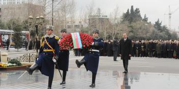 Ilham Aliyev attended a ceremony to pay tribute to the victims of the Khojaly tragedy