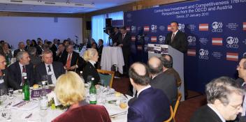 Ilham Aliyev attended the joint Austria-OECD lunch in Davos