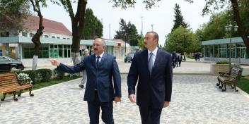 Ilham Aliyev reviewed the reconstruction of a recreation park in Jalilabad