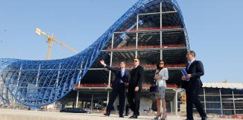 Ilham Aliyev got familiarized with the course of construction work carried out at the Heydar Aliyev Center