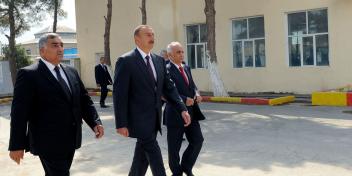 Ilham Aliyev examined progress of work under way in the Shagan settlement of the Khazar district