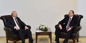 Ilham Aliyev met with the BP Chief Executive Officer in Kars