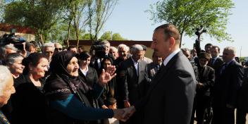 Ilham Aliyev met with local community representatives of Garadolag village