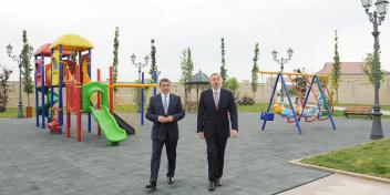 Ilham Aliyev attended the opening of a new park at the section of the Heydar Aliyev Avenue crossing the Surakhani district