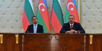 Ilham Aliyev and Bulgarian President Rosen Plevneliev made statements for the press