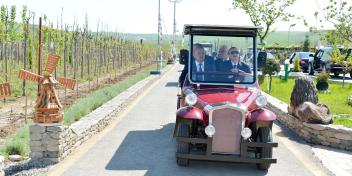 Ilham Aliyev reviewed the “Bag-Bagat” center in Gobustan