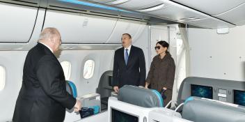 Ilham Aliyev reviewed newly delivered Boeing-787-8 Dreamliner at the Heydar Aliyev International Airport