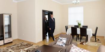 Ilham Aliyev reviewed 25 newly-built private houses in Khizi