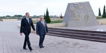 Ilham Aliyev reviewed the Flag Square in Neftchala