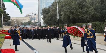 Ilham Aliyev paid tribute to 20 January martyrs